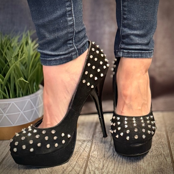 Shoedazzle Black Velvet and Silver Spiked Stilettos - Picture 2 of 10